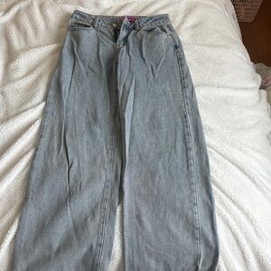 Edikted Blue Women's Jeans With Bow Embroidery